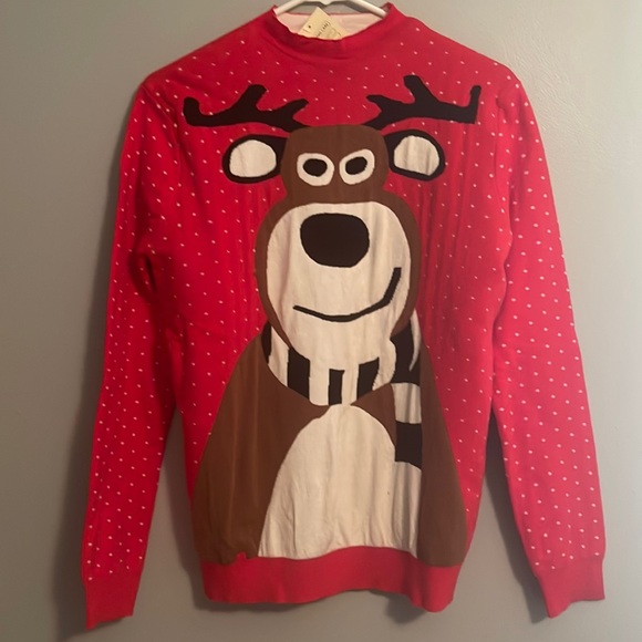Christmas Sweater size small - Picture 1 of 2